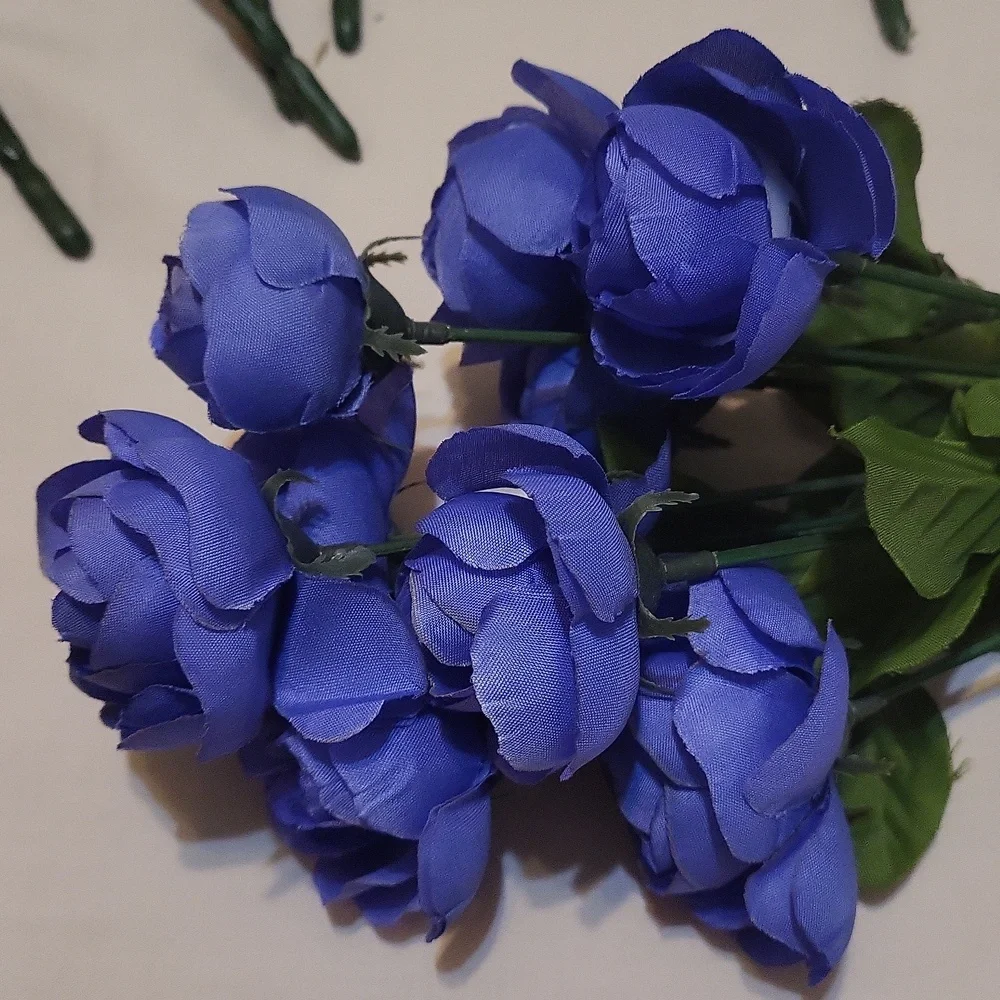9 Faux Bushes With Purple Flowers